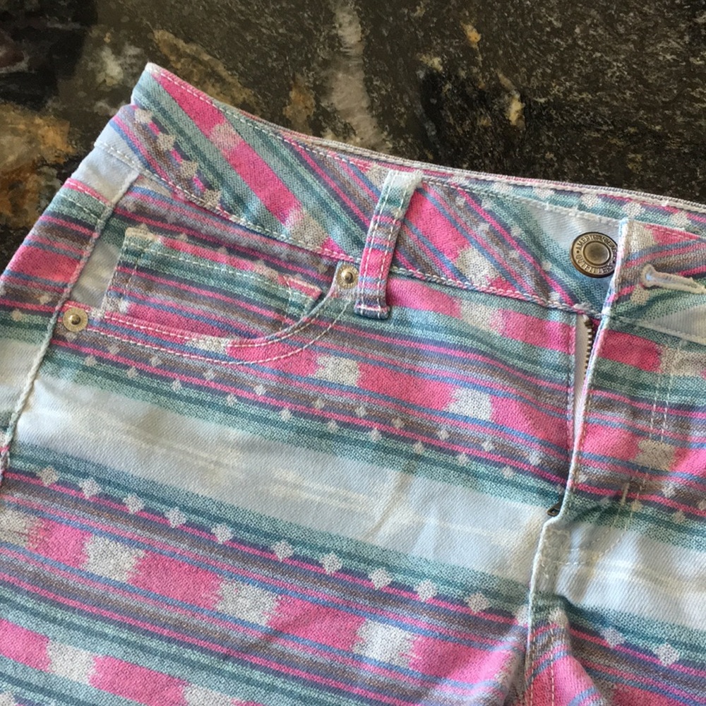 American Eagle Shorts - Picture 3 of 7